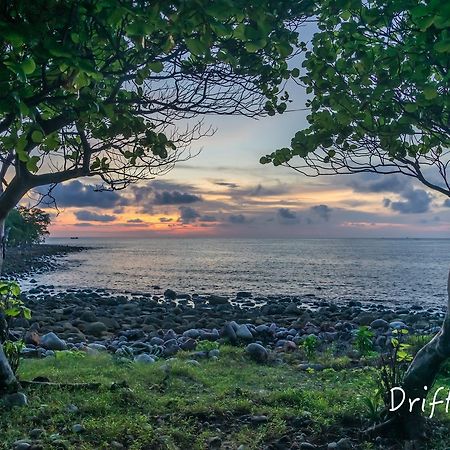Driftwood Hostel And Bungalows เกาะรงสำลน ภายนอก รูปภาพ