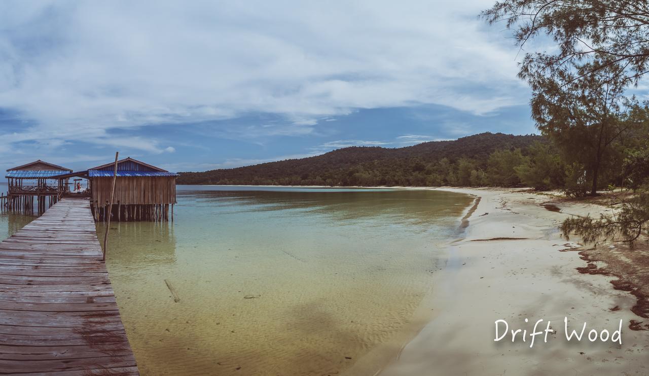 Driftwood Hostel And Bungalows เกาะรงสำลน ภายนอก รูปภาพ